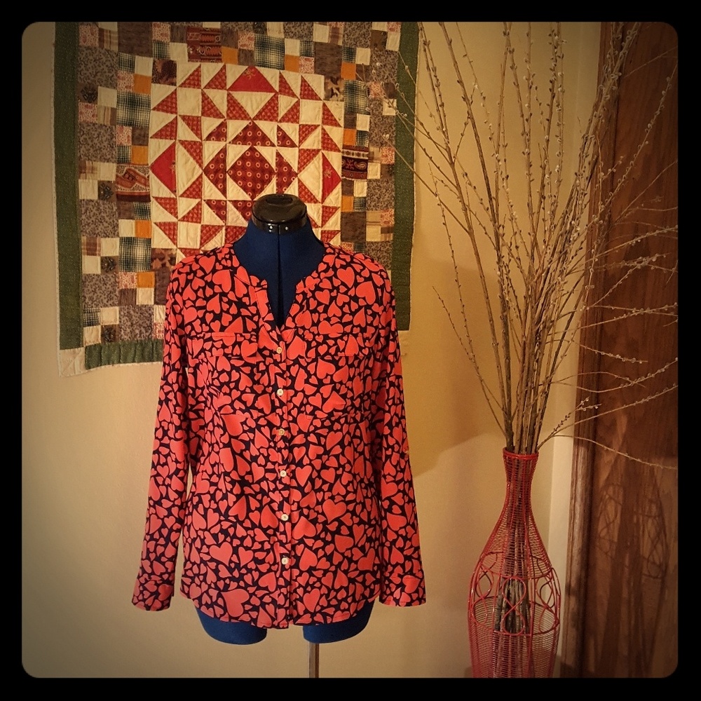 Heart Pattern Blouse - Picture 2 of 5